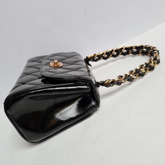 🛑SOLD🛑 VERY RARE VINTAGE CHANEL MINI BAG WITH TOP HANDLE - Picture 6 of 14